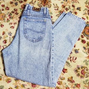 Vintage!! Lee high waisted light wash jeans
